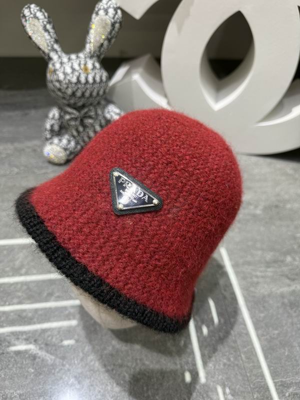 Prada hat dx54